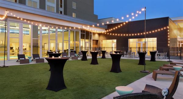 Embassy Suites by Hilton Denton Convention Center