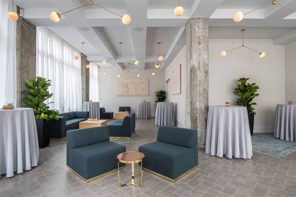 Hi-Lo Hotel, Autograph Collection