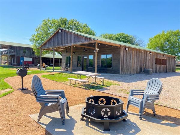 Circle C Barn Venue, LLC