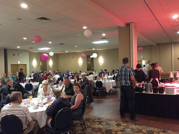 Heritage Inn & Suites Brooks