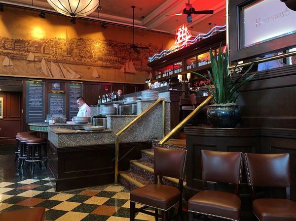 Hemenway's Seafood Grill & Oyster Bar