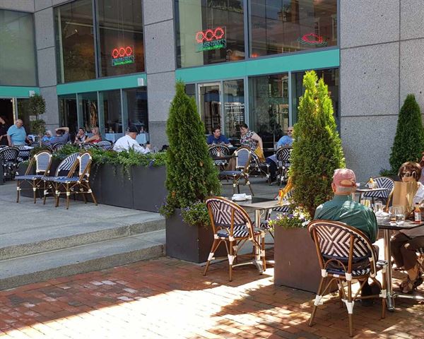 Hemenway's Seafood Grill & Oyster Bar