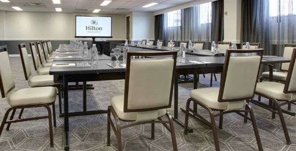 Hilton Newark Airport