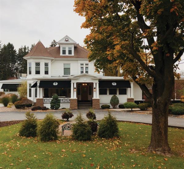 Dibbles Inn Orchard & Estate