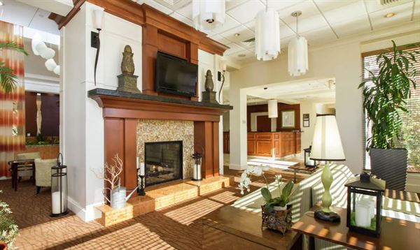 Hilton Garden Inn & Destination Pointe Event Center