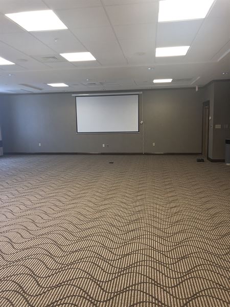 Comfort Inn & Suites Virginia Beach - Norfolk Airport