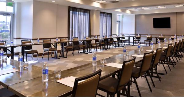 Hyatt Place Garden City