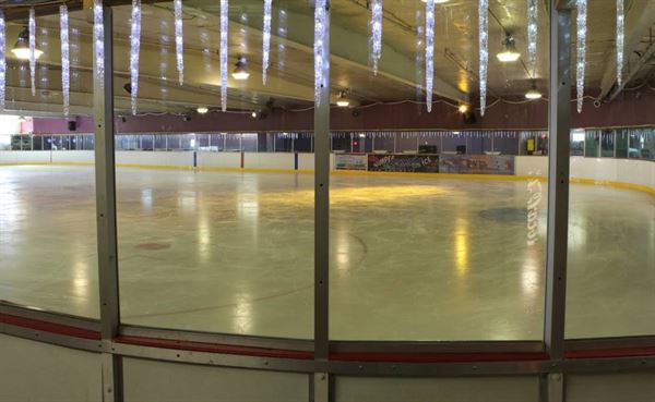 Iceland Ice Skating Center