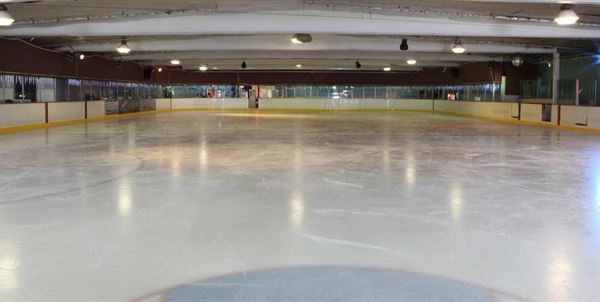 Iceland Ice Skating Center