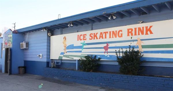 Iceland Ice Skating Center