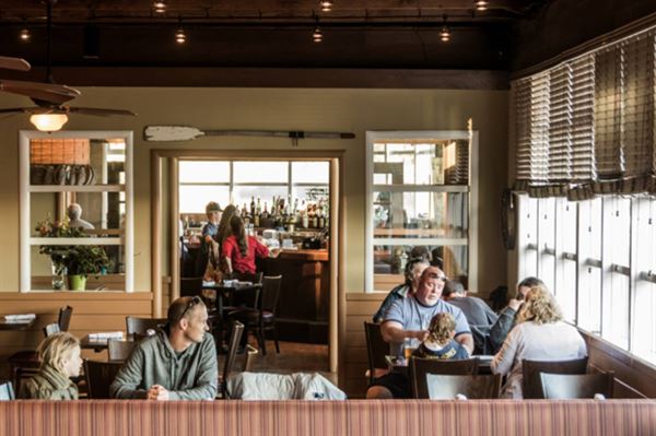 Jenner Inn & Cottages