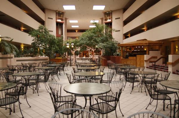 Ramada by Wyndham Viscount Suites Tucson East