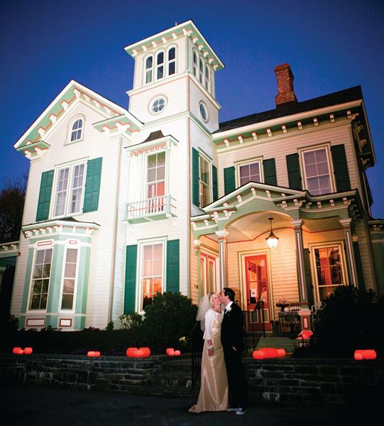 Jedediah Hawkins Inn