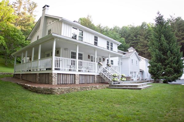 Inn at Little Pond Farm