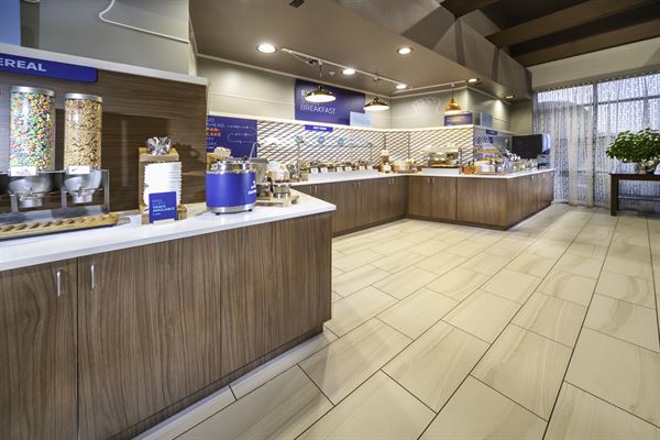 Holiday Inn Express & Suites Pasco-TriCities