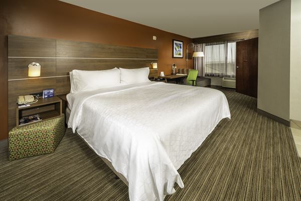Holiday Inn Express & Suites Pasco-TriCities