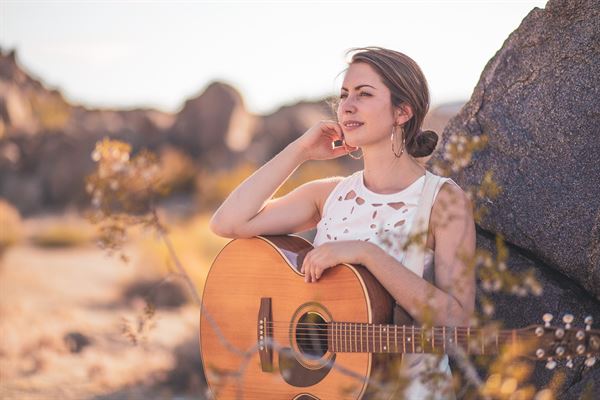 Jessica Allossery Music