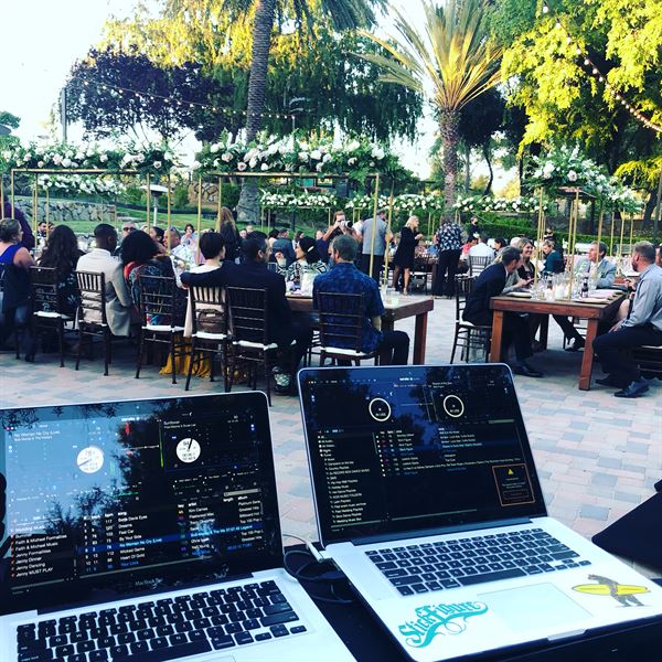 Dance n Groove DJ's & Entertainment