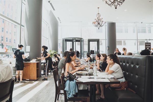 Kanela Breakfast Club