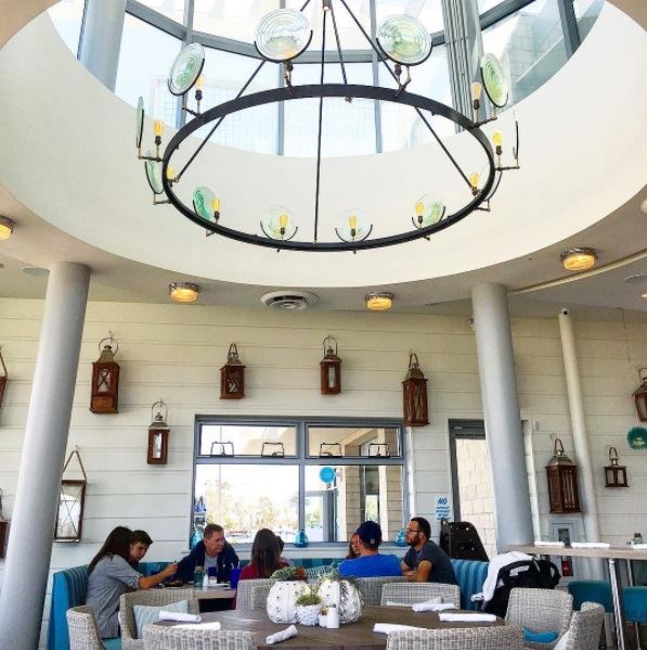 Lighthouse Bayview Café