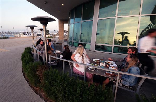 Lighthouse Bayview Café