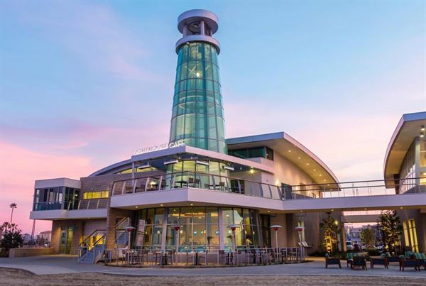 Lighthouse Bayview Café