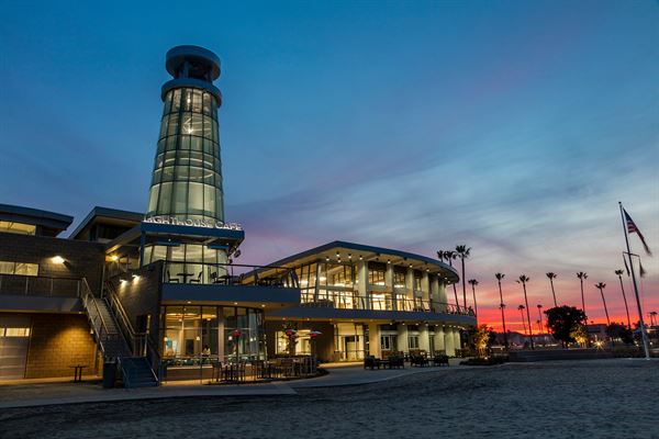 Lighthouse Bayview Café