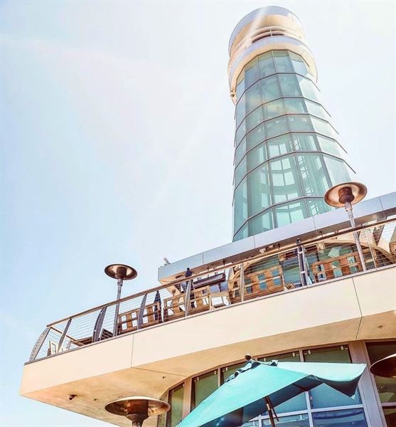 Lighthouse Bayview Café