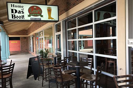 Lew's Grill & Bar