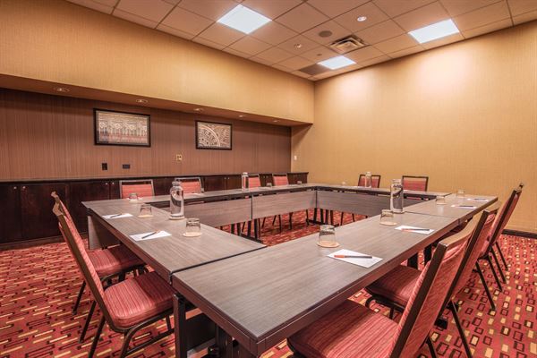 Courtyard Chicago Downtown/Magnificent Mile