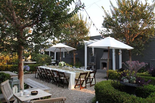 The Pelican Courtyard, Newport Beach