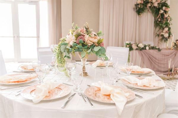 Radisson Kingswood Hotel & Suites