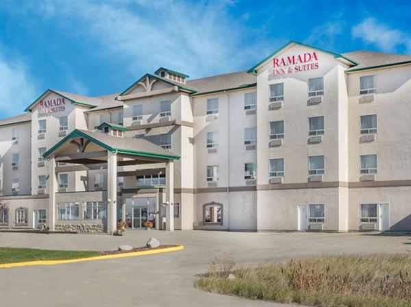Ramada Clairmont/Grande Prairie