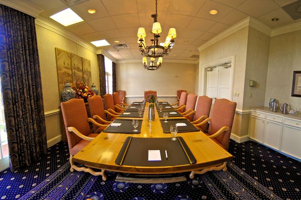 La Posada Hotel Suites