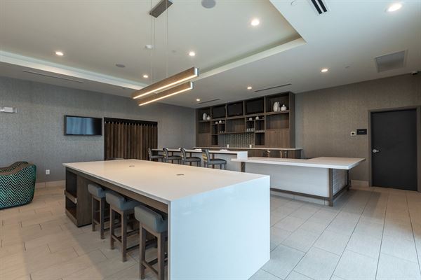 Holiday Inn Woodruff Rd