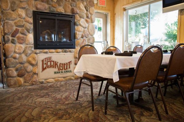 The Lookout Bar & Grill