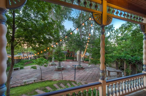 The Lumber Baron Inn & Gardens