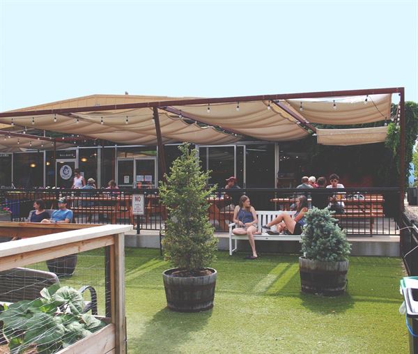 Lucky Pie Pizza & Taphouse