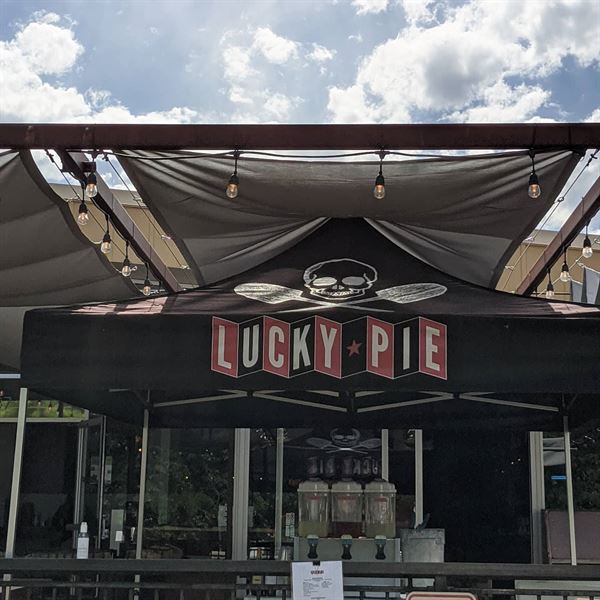 Lucky Pie Pizza & Taphouse