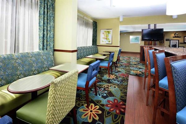 Hampton Inn Charlotte North/ Lake Norman