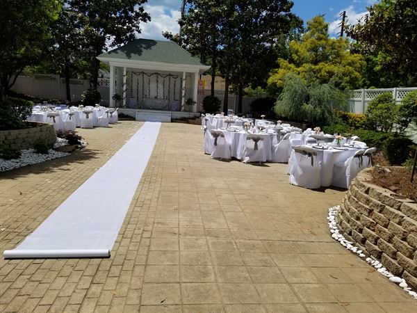 Quality Inn Fayetteville near Historic Downtown Square