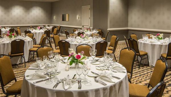 Hilton Alexandria - Old Town