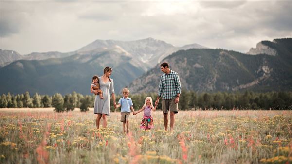 Monarch Mountain Lodge