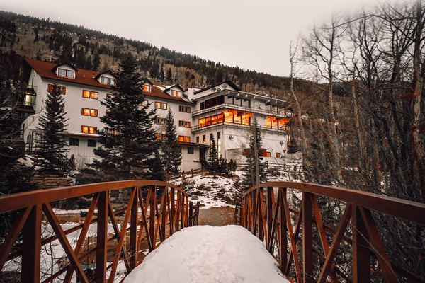 Monarch Mountain Lodge