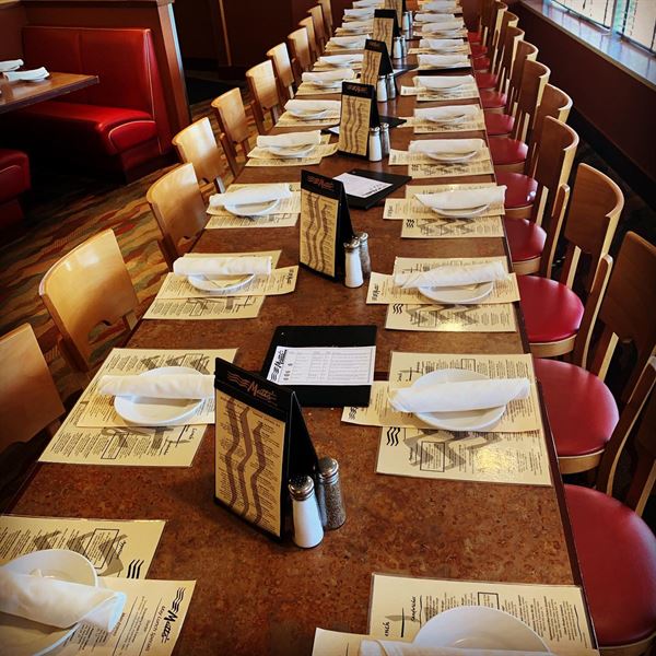 Matts' Rotisserie & Oyster Lounge