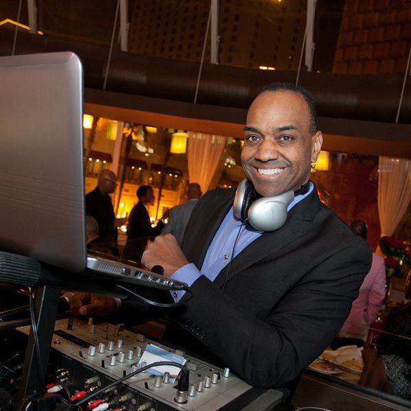 Vegas DJ Entertainment