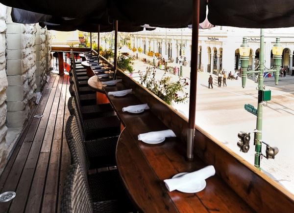 Murrieta's Bar and Grill