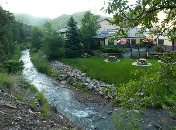 Deadwood Gulch Resort