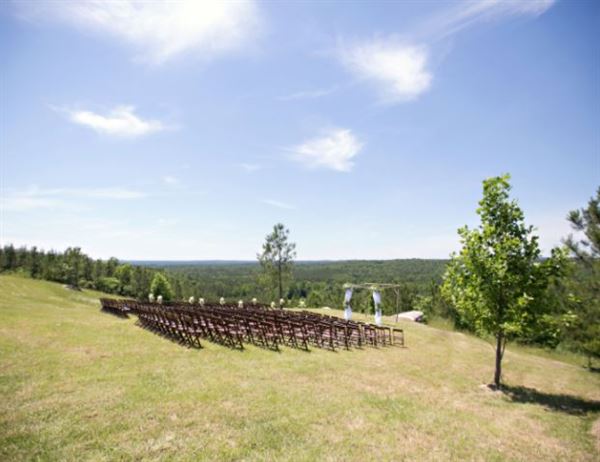 Russell Lands On Lake Martin