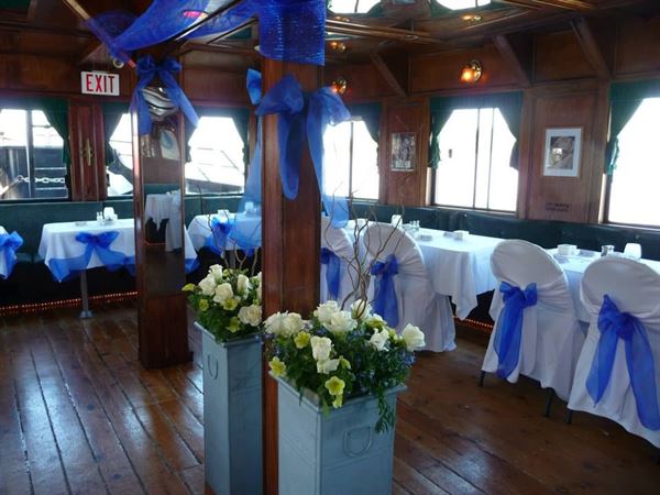Paddlewheeler Riverboat Tours